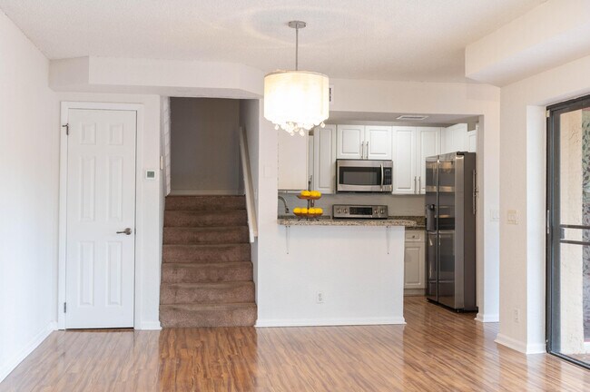 Building Photo - 8236 Severn Dr
