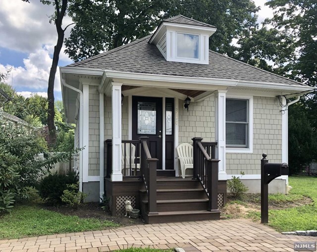 Foto principal - 228 County Rd