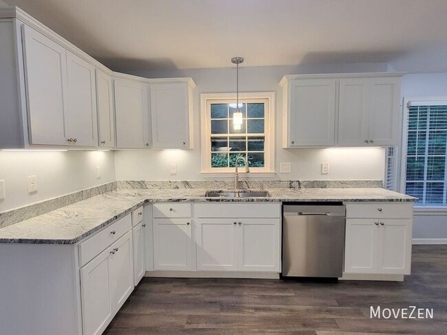 Foto del edificio - 303 Driftwood Dr