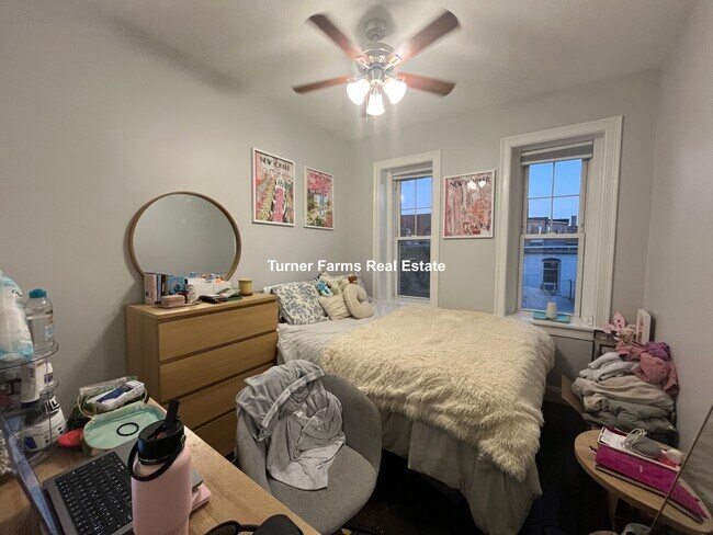 Foto del edificio - 998 Tremont St