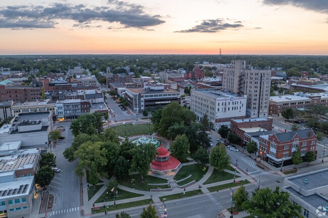 The sunset over the Johns Hill neighborhood in Decatur, IL.
