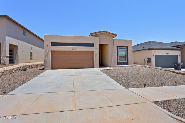 Building Photo - 532 Oakmont