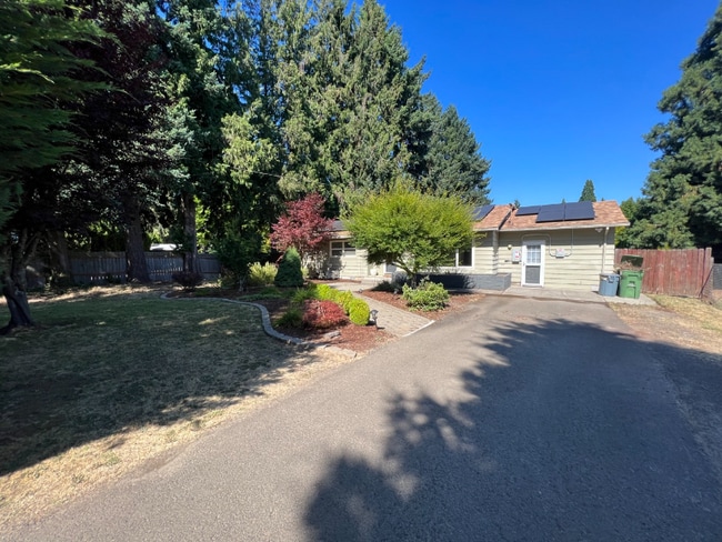 Building Photo - 20310 SW Boones Ferry Rd
