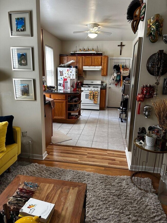 Foto del edificio - 1 bedroom in Chicago IL 60614