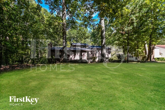 Foto del edificio - 6829 Ivy Log Dr SW