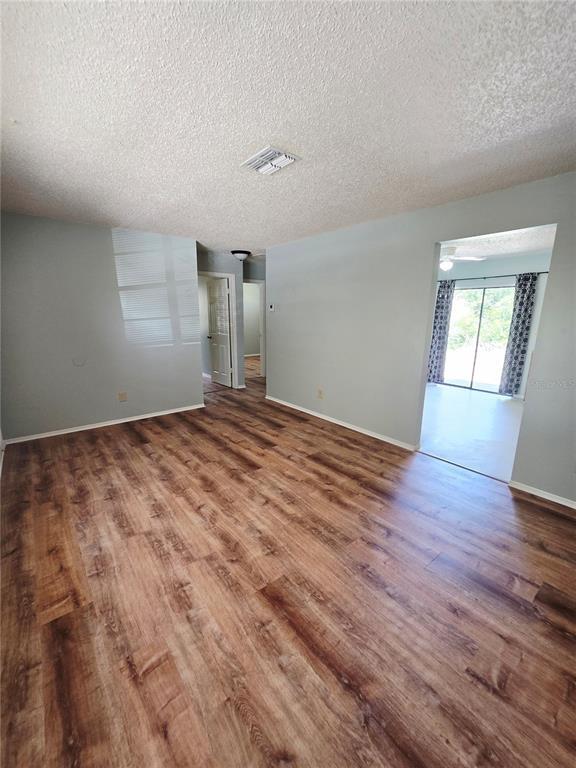 Foto del edificio - 7615 W Fern Pl