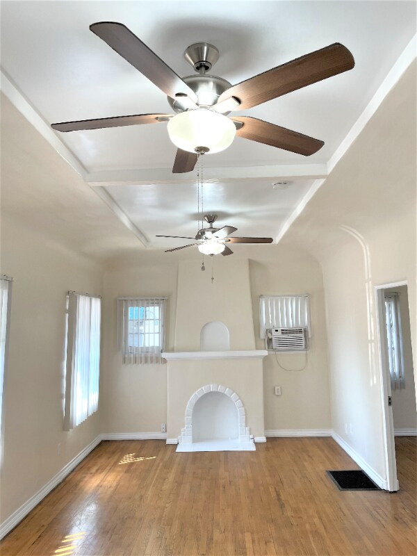 Foto principal - 706 S Euclid Ave