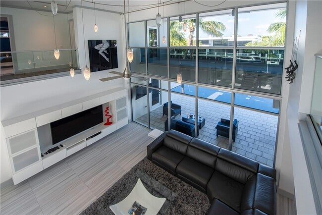 Building Photo - 421 Isle Of Capri Dr
