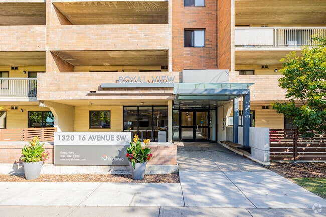Entrance - Royal View Apartments