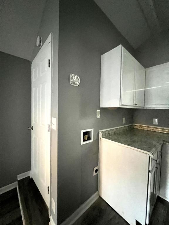 Photo - 135 Honeysuckle Ln House