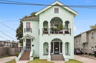 Building Photo - 2422 Short St