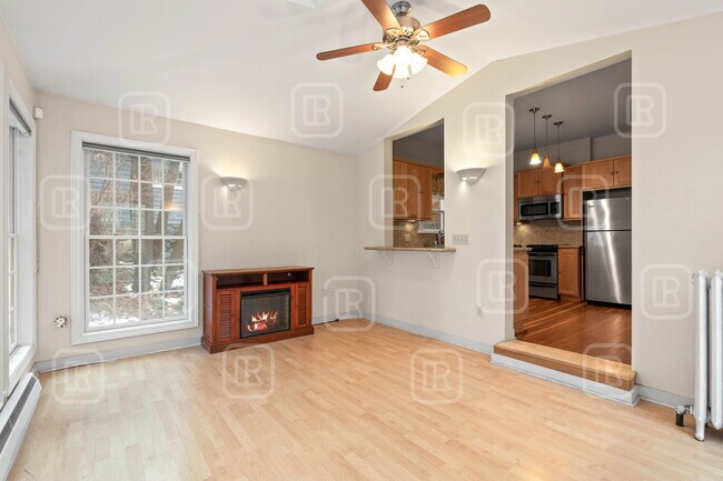 Foto del edificio - 11 W Sumner Ave
