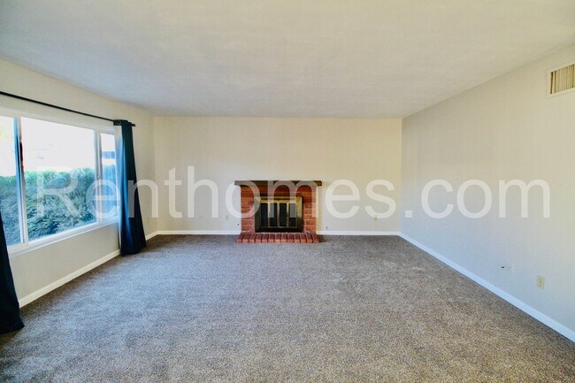 Building Photo - 14641 Billy Ln
