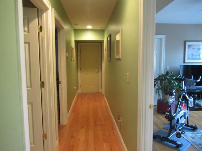 Foto del edificio - 2 New Gotham Rd