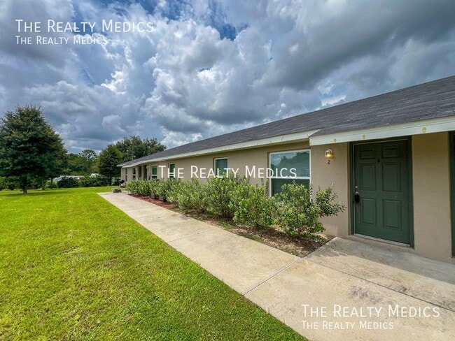 Foto del edificio - 8106 Juniper Rd