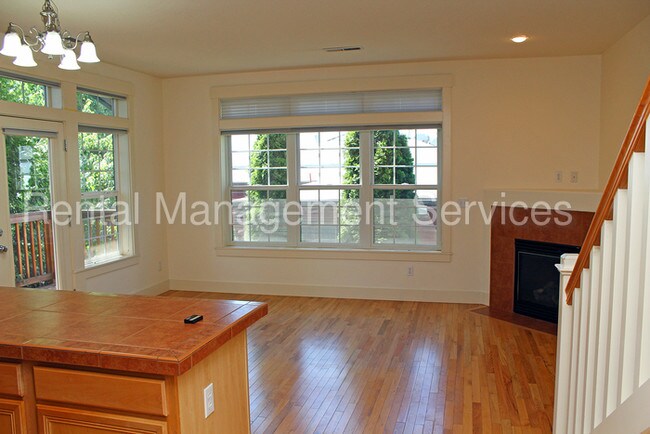 Foto del edificio - 2144 NE Multnomah St