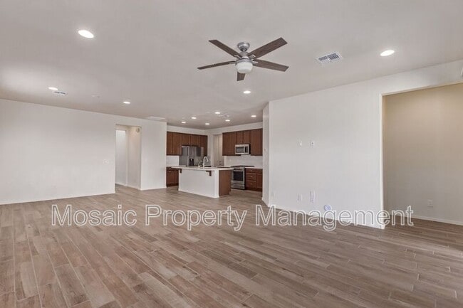 Foto del edificio - 3320 W Dunbar Dr