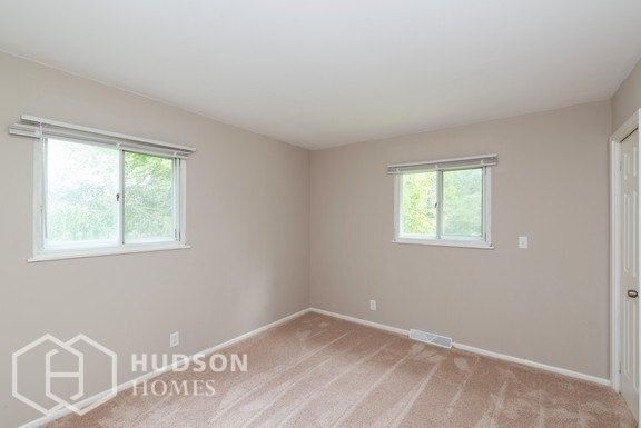 Building Photo - AVAILABLE NOW! - 873 Kimberly Cir, Oberlin...