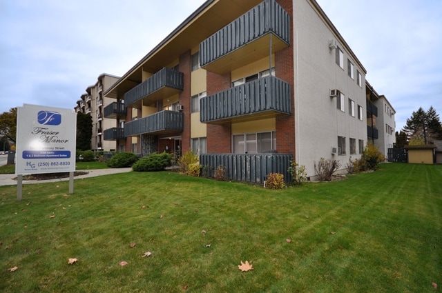 Building Photo - Fraser Manor Apartments