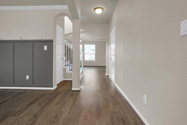 Building Photo - 20115 Emerald Mountain Dr