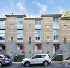 Building Photo - 2040 Atherton Heights Ln