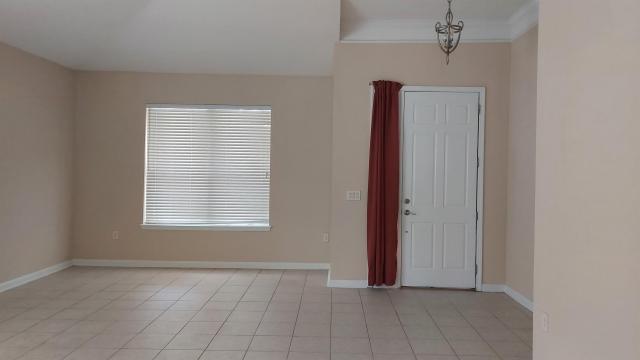 Foto del edificio - 4 bedroom in Jacksonville FL 32216