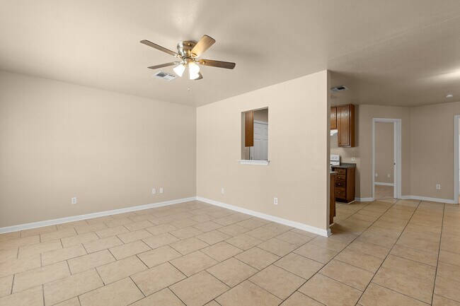 Foto del edificio - 233 E Craven Ave