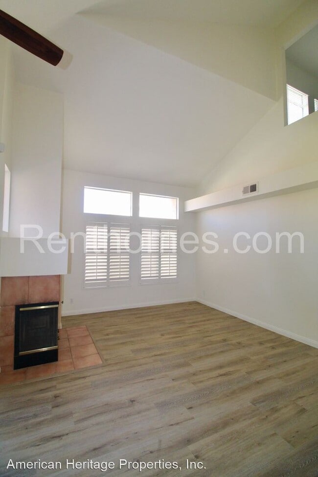 Building Photo - 2 br, 2 bath House - 1356 Serena Circle #1