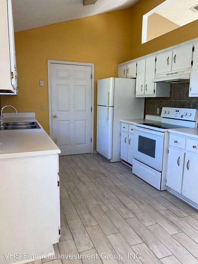 Building Photo - 3 br, 2 bath House - 2563 Zachary Court