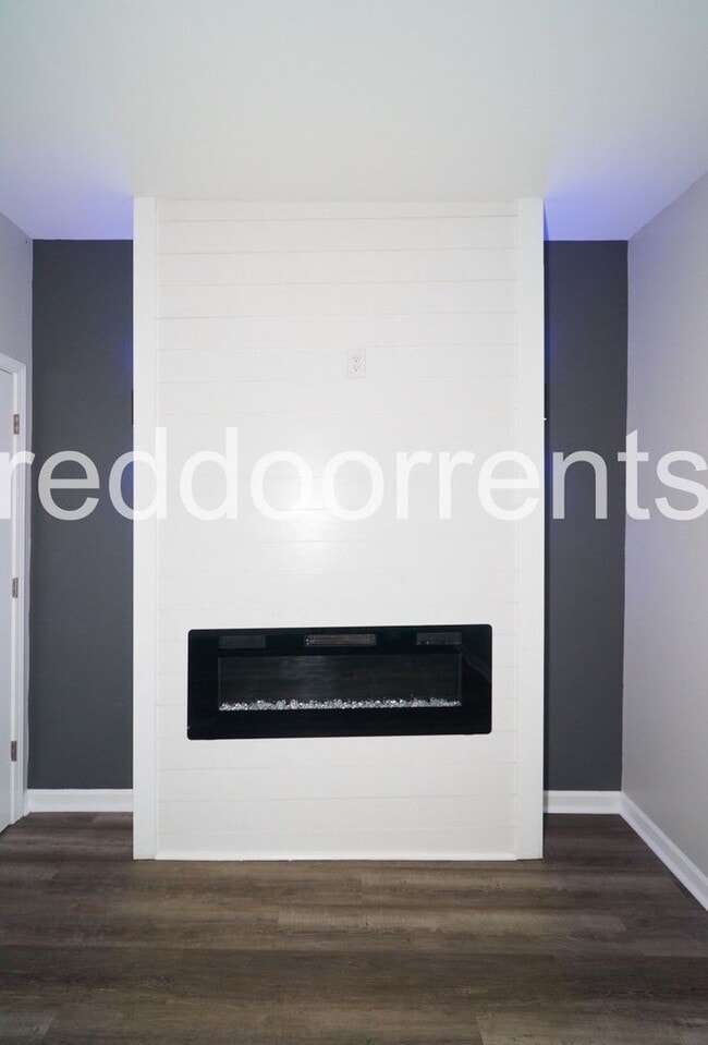 Foto del edificio - 1337 E Market St