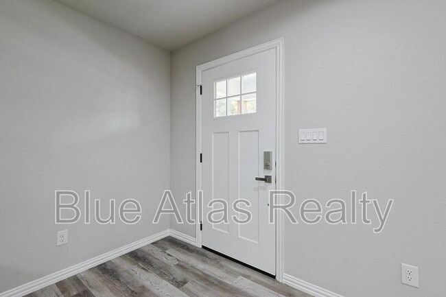 Building Photo - 5820 Grayson St