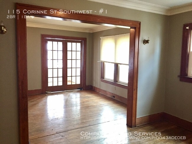 Foto del edificio - 115 Corinne St SW