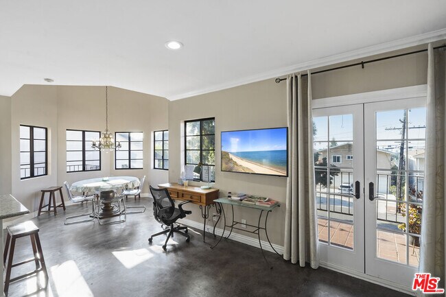 Foto del edificio - 506 N Helberta Ave