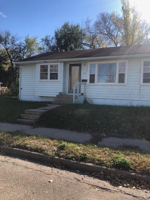 Foto principal - 611 5th Ave SW