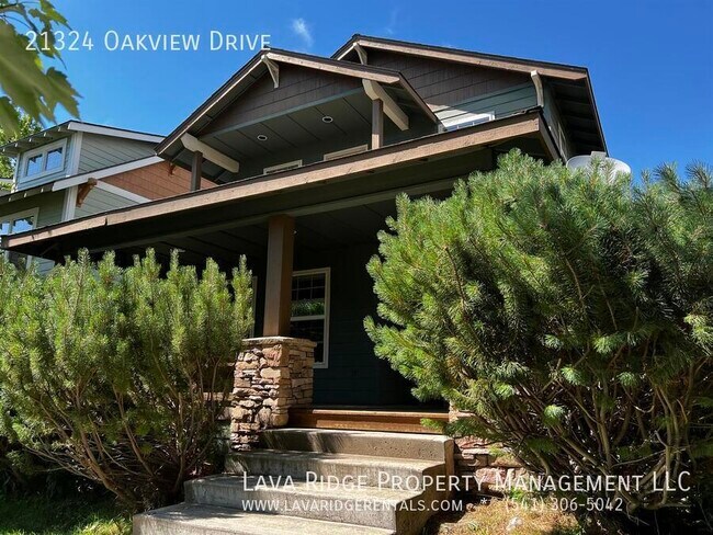 Building Photo - 21324 Oakview Dr