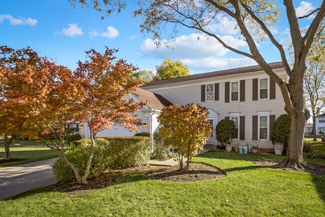 Building Photo - 1255 Gail Dr