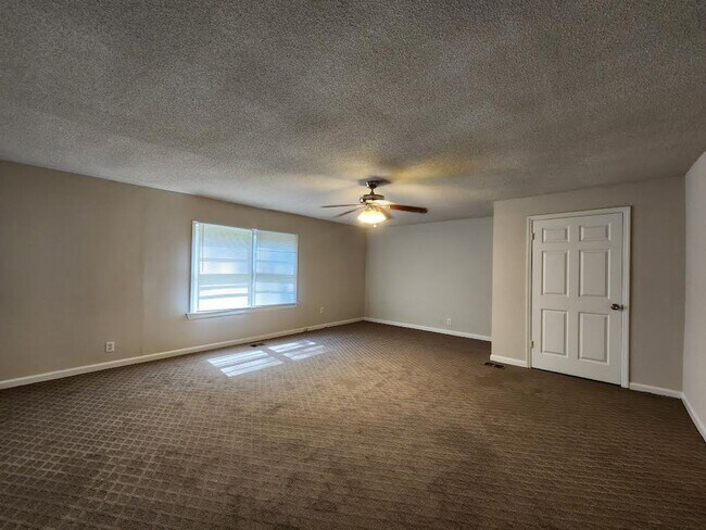 Foto del edificio - My Fathers House