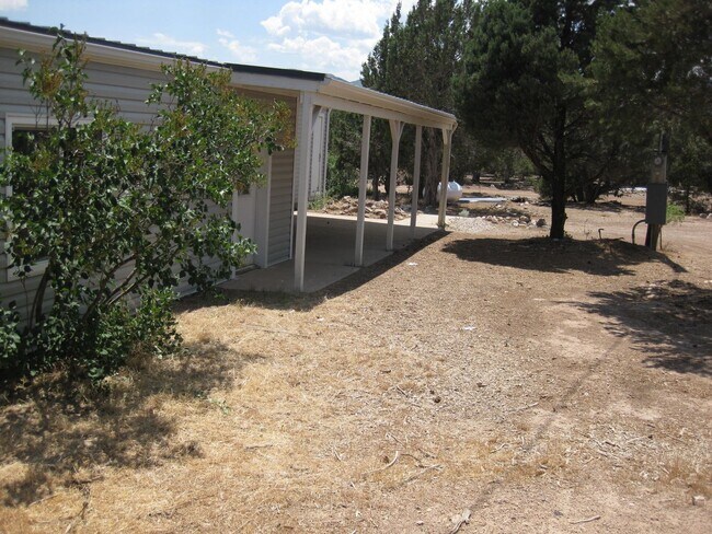Foto del edificio - 3 Bedroom 2 Bathroom House in Outer Cedar City