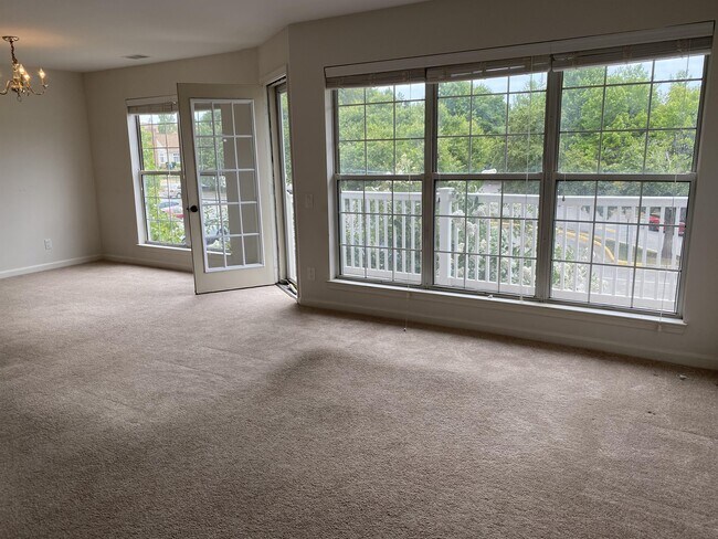 Building Photo - 9298 Cardinal Forest Ln