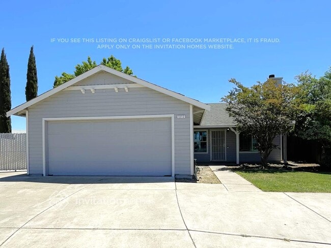 Building Photo - 5012 Fernwood Cir
