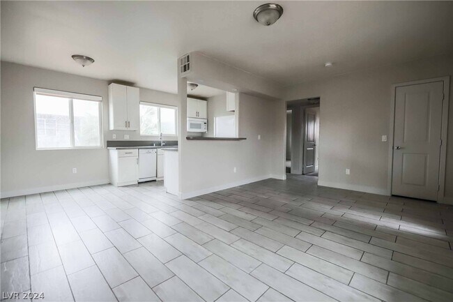 Foto del edificio - 370 N 13th St