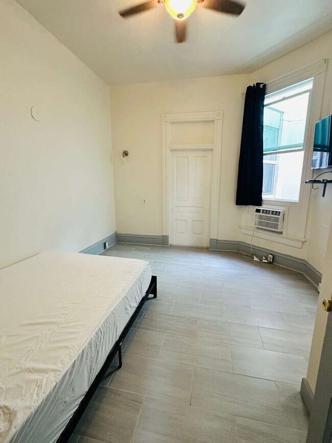 Foto del edificio - Remodeled Studio for Rent - Gaslamp Quarter