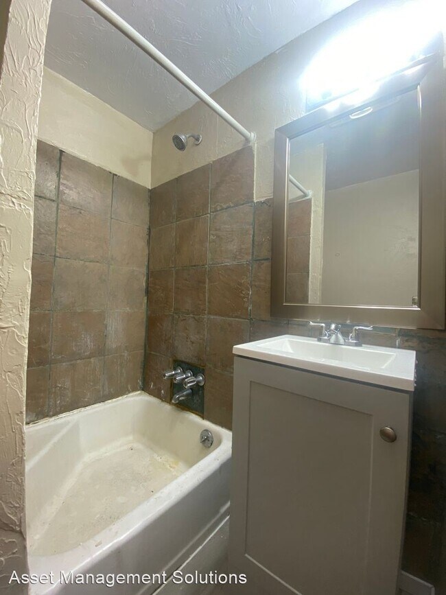 Foto del edificio - 1 br, 1 bath House - 2304 N McKinley