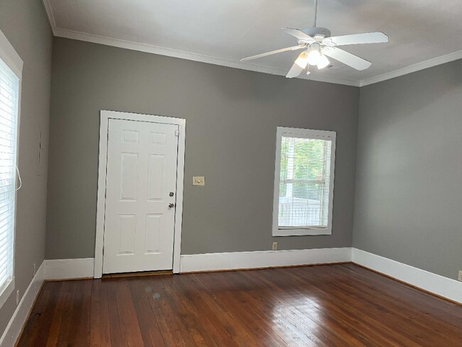 Foto del edificio - 1003 Curran St NW