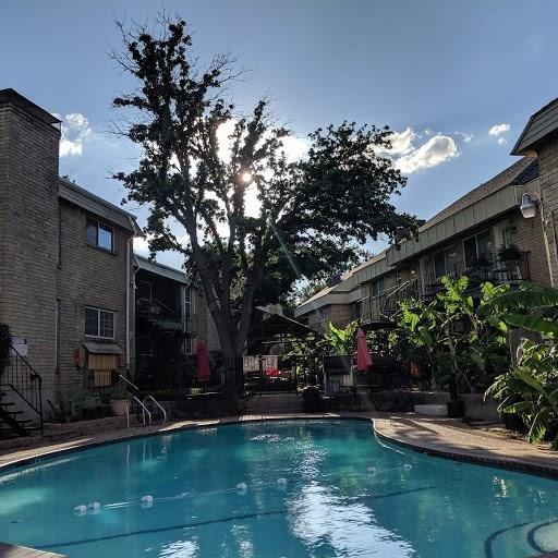 Foto del edificio - 5109 Cedar Springs Rd