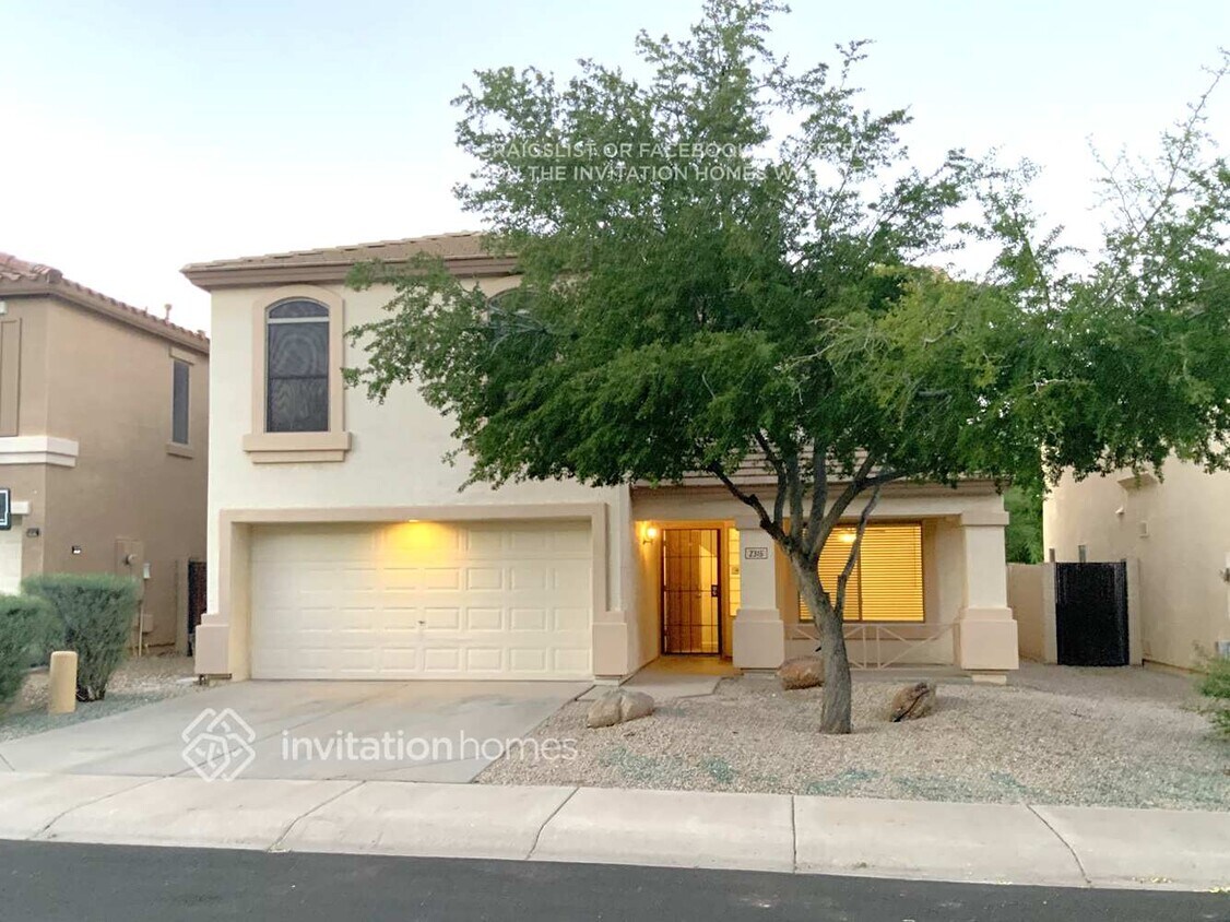 Primary Photo - 2315 W Running Deer Trl