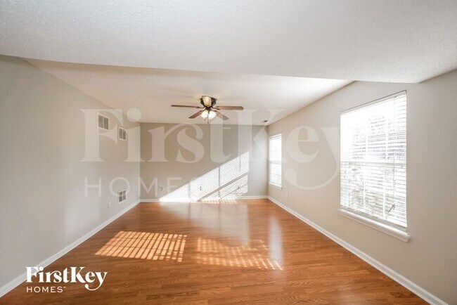 Foto del edificio - 10345 Hornton St
