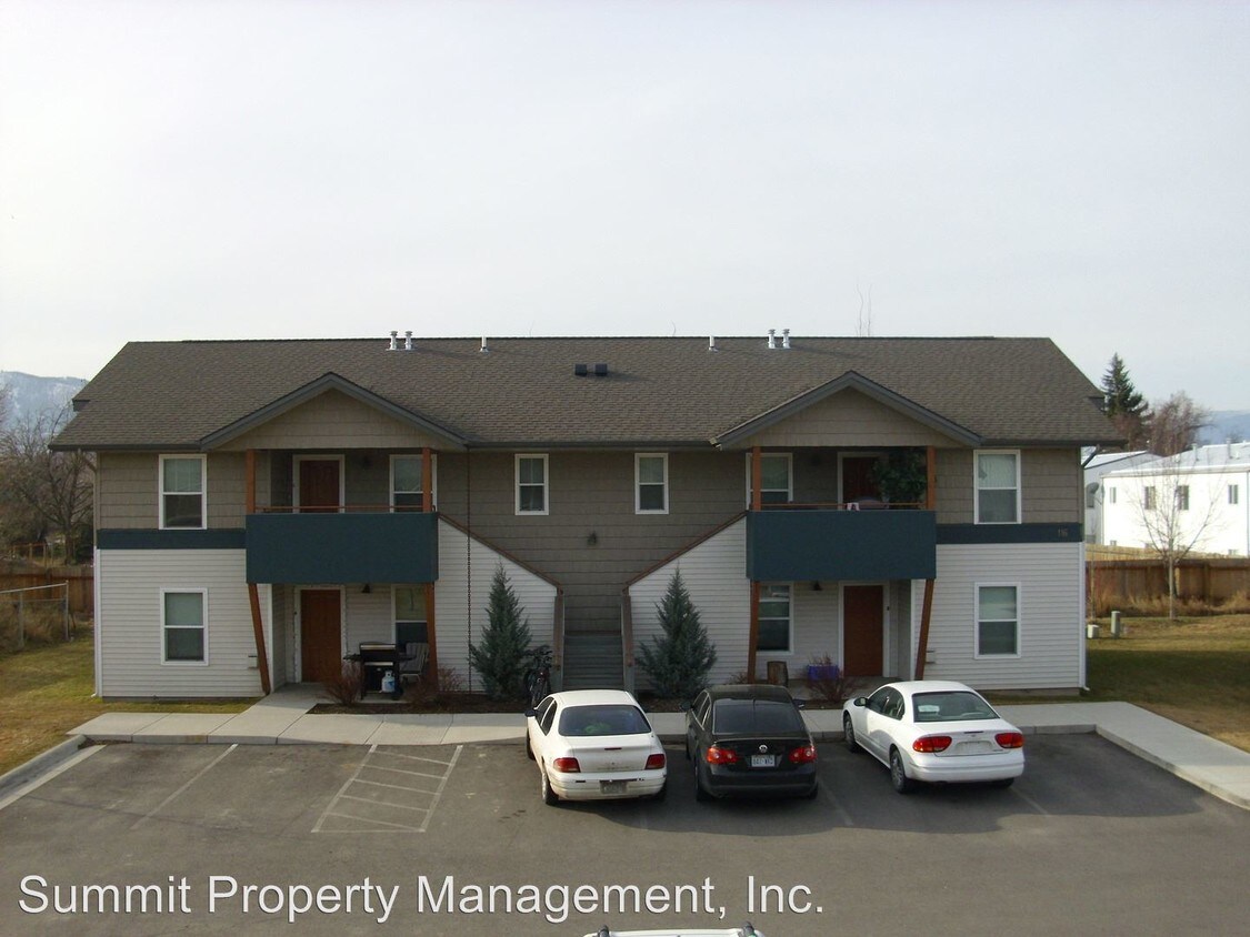 Primary Photo - 116 N Grant St