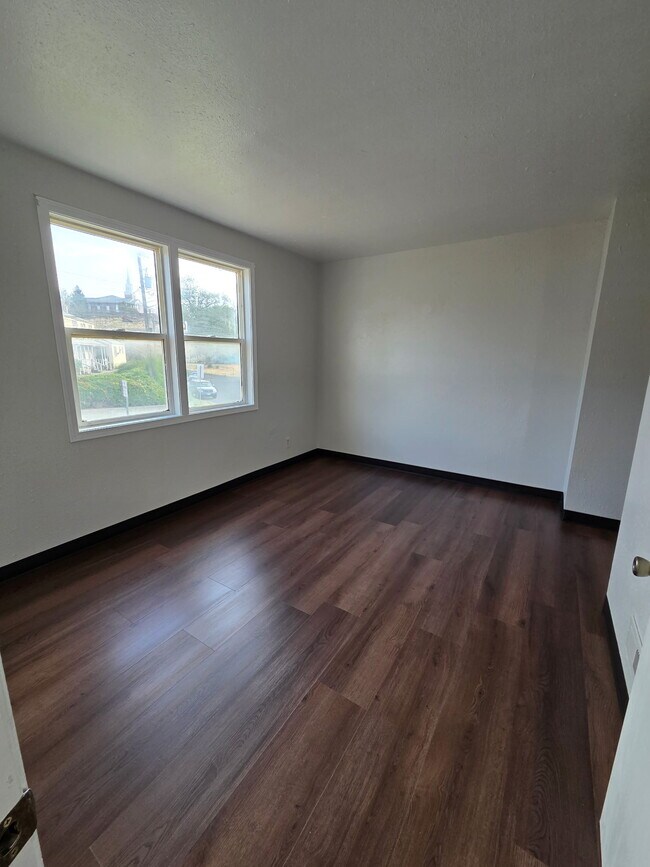 Foto del edificio - 529 NW 15th Dr