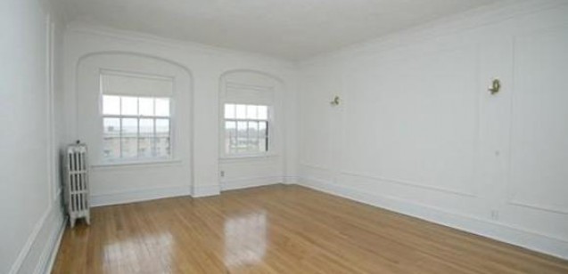 Primary Photo - 735 W Jr Terrace